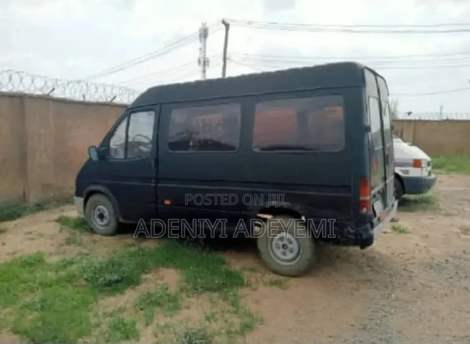 Ford Transit 1999 Black