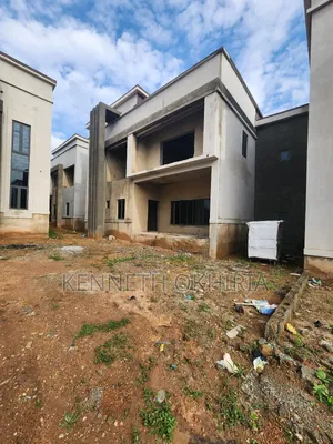 5bdrm Duplex in Kado for sale