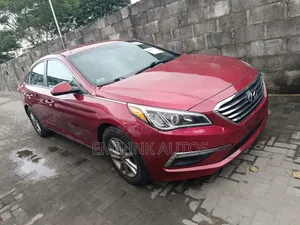 Hyundai Sonata Sport 2.0T 4dr Sedan (2.0L 4cyl Turbo 6A) 2015 Red