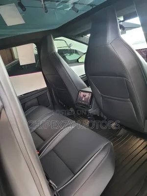 New Tesla Cybertruck 173 kWh Cyberbeast AWD 2024 Black