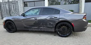 Dodge Charger SXT AWD 2019 Gray