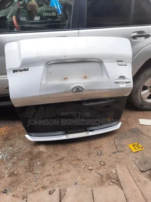 Toyota Rav4 Booth 2012 Tire Under