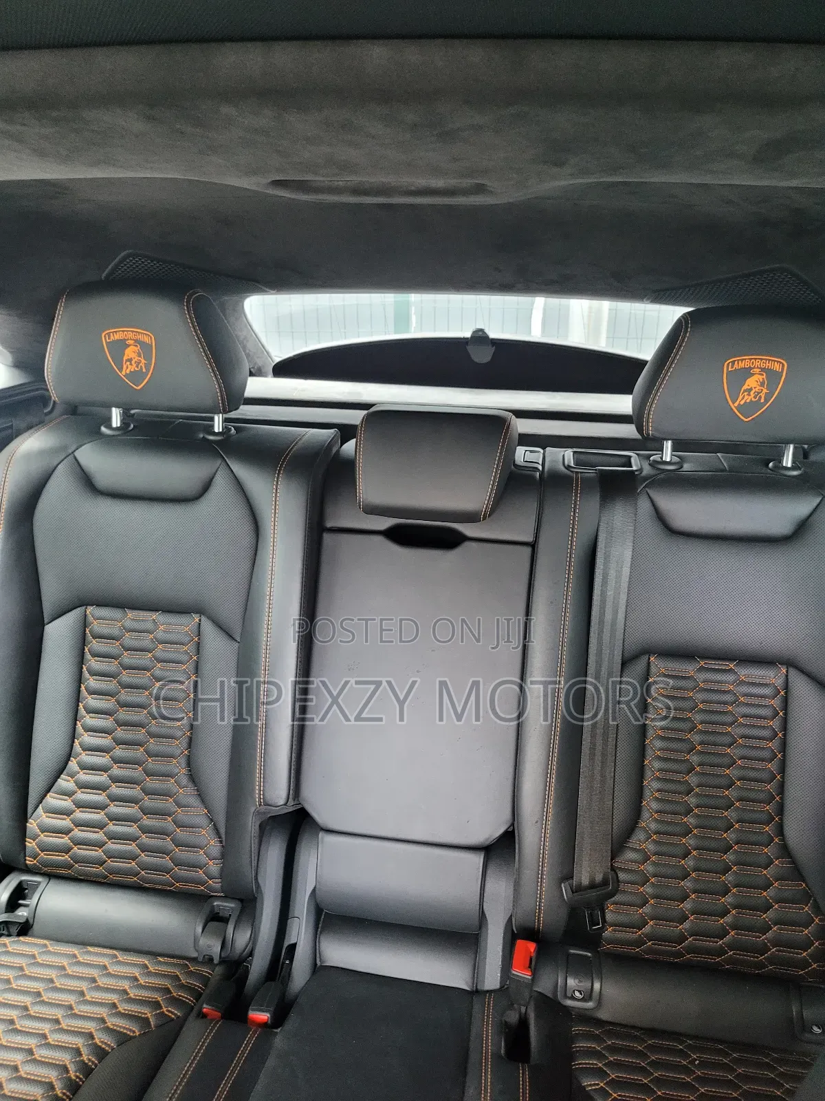 Lamborghini Urus Base 2019 Gray