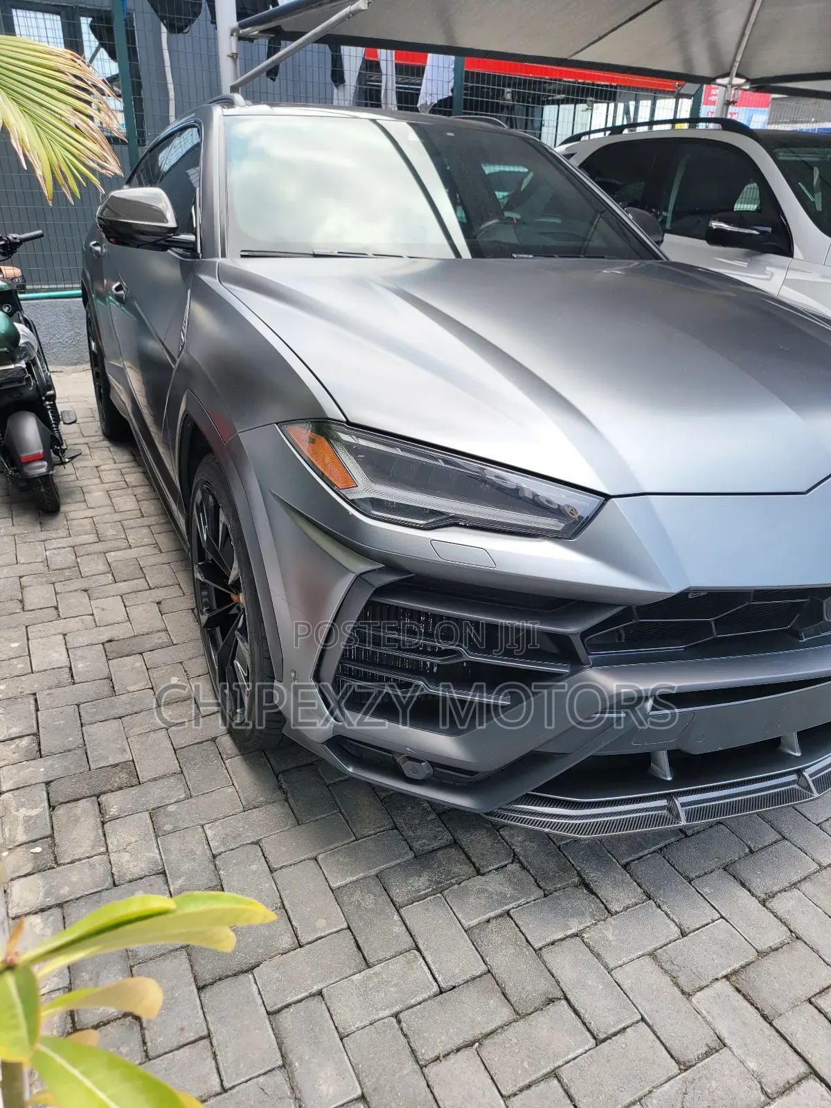 Lamborghini Urus Base 2019 Gray