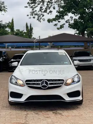 Mercedes-Benz E350 Base 4Matic Sedan AWD (3.5L 6cyl 7A) 2014 White