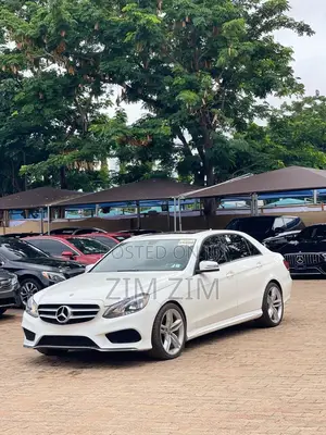 Mercedes-Benz E350 Base 4Matic Sedan AWD (3.5L 6cyl 7A) 2014 White