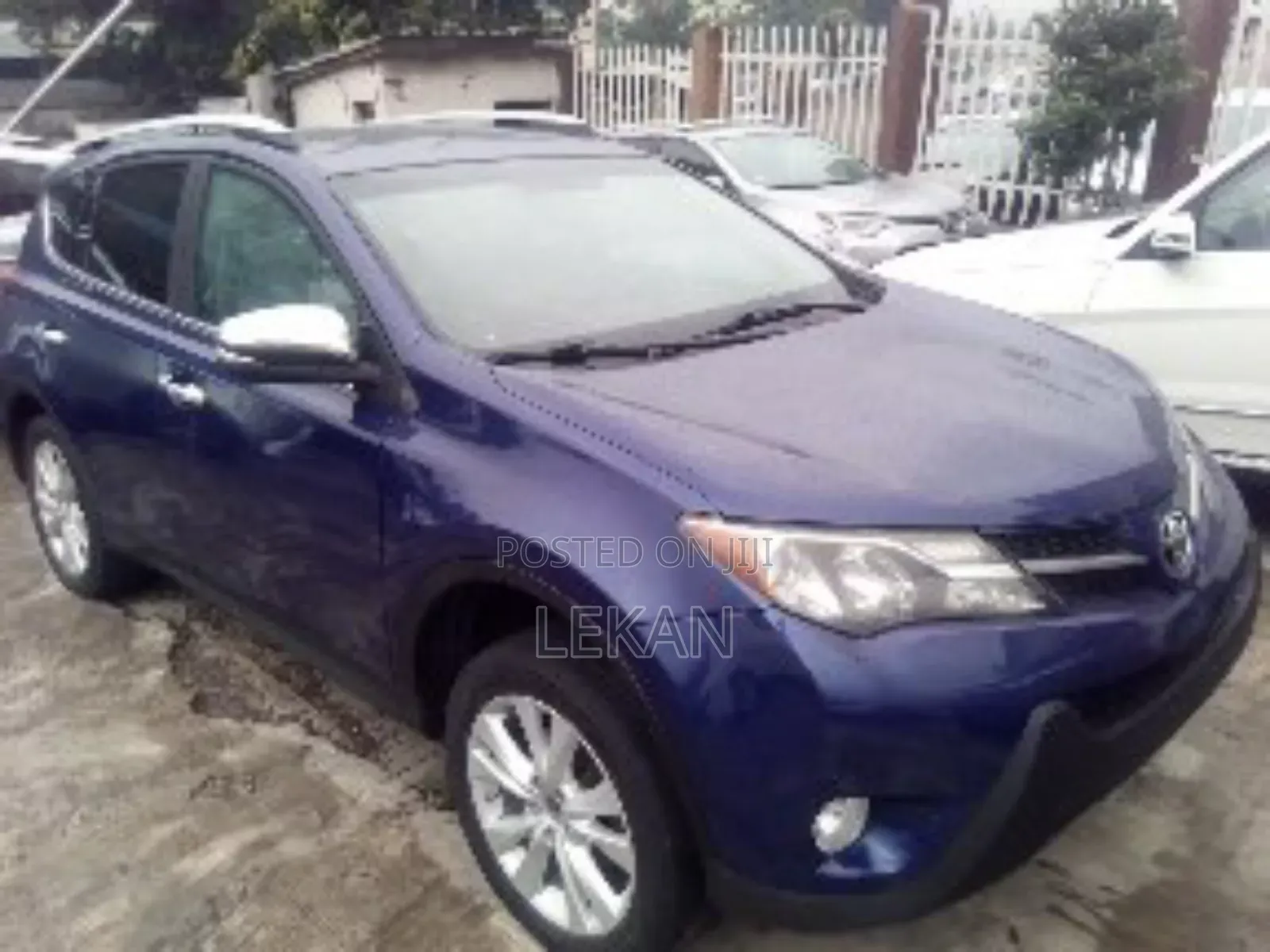 Toyota RAV4 2015 Blue