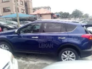 Toyota RAV4 2015 Blue