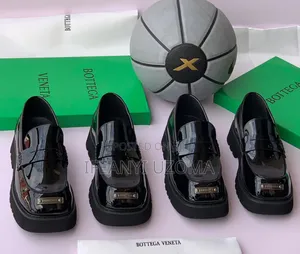 Bottega Veneta Classic Luxury Shoe