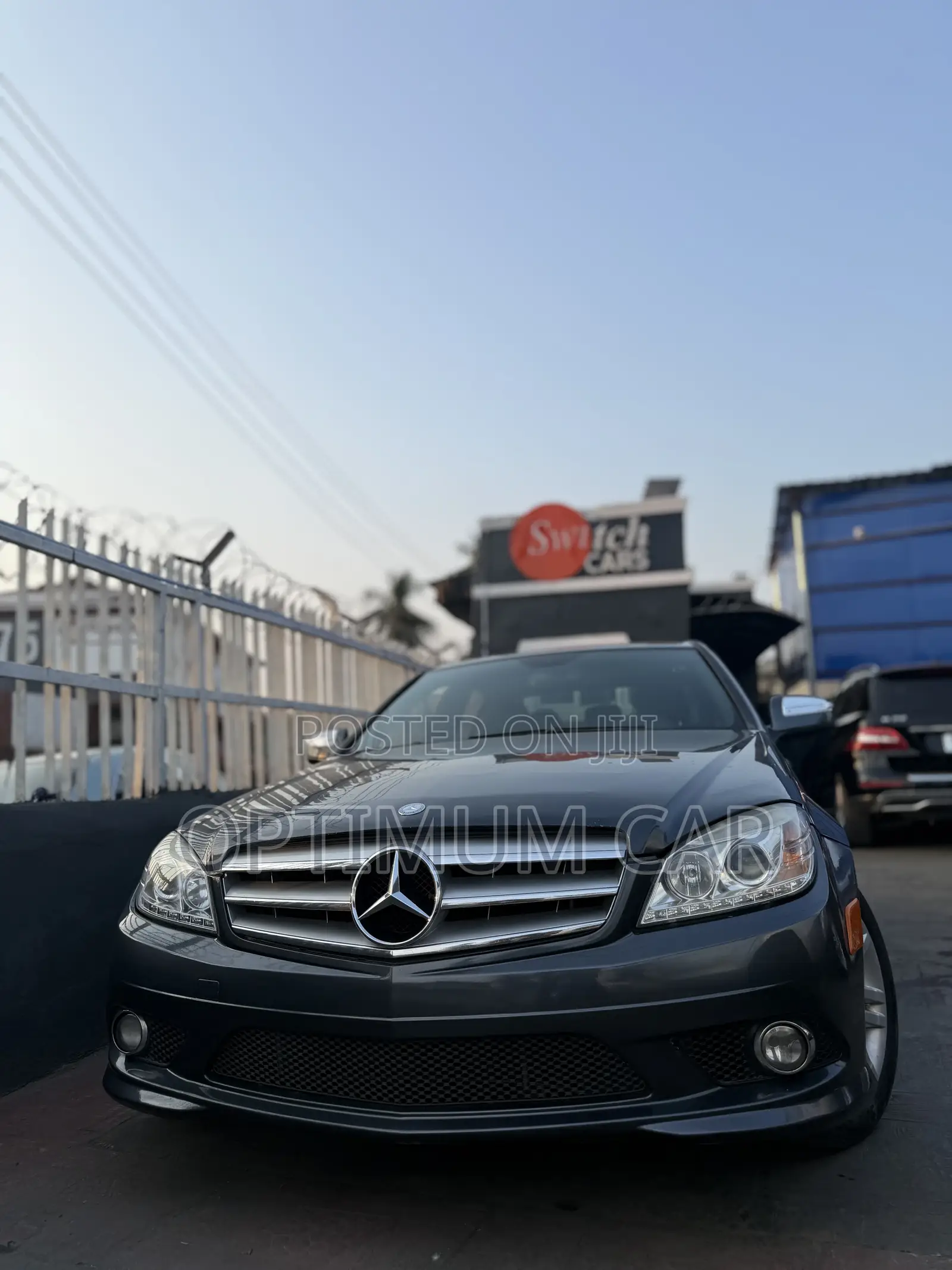 Mercedes-Benz C300 2010 Gray