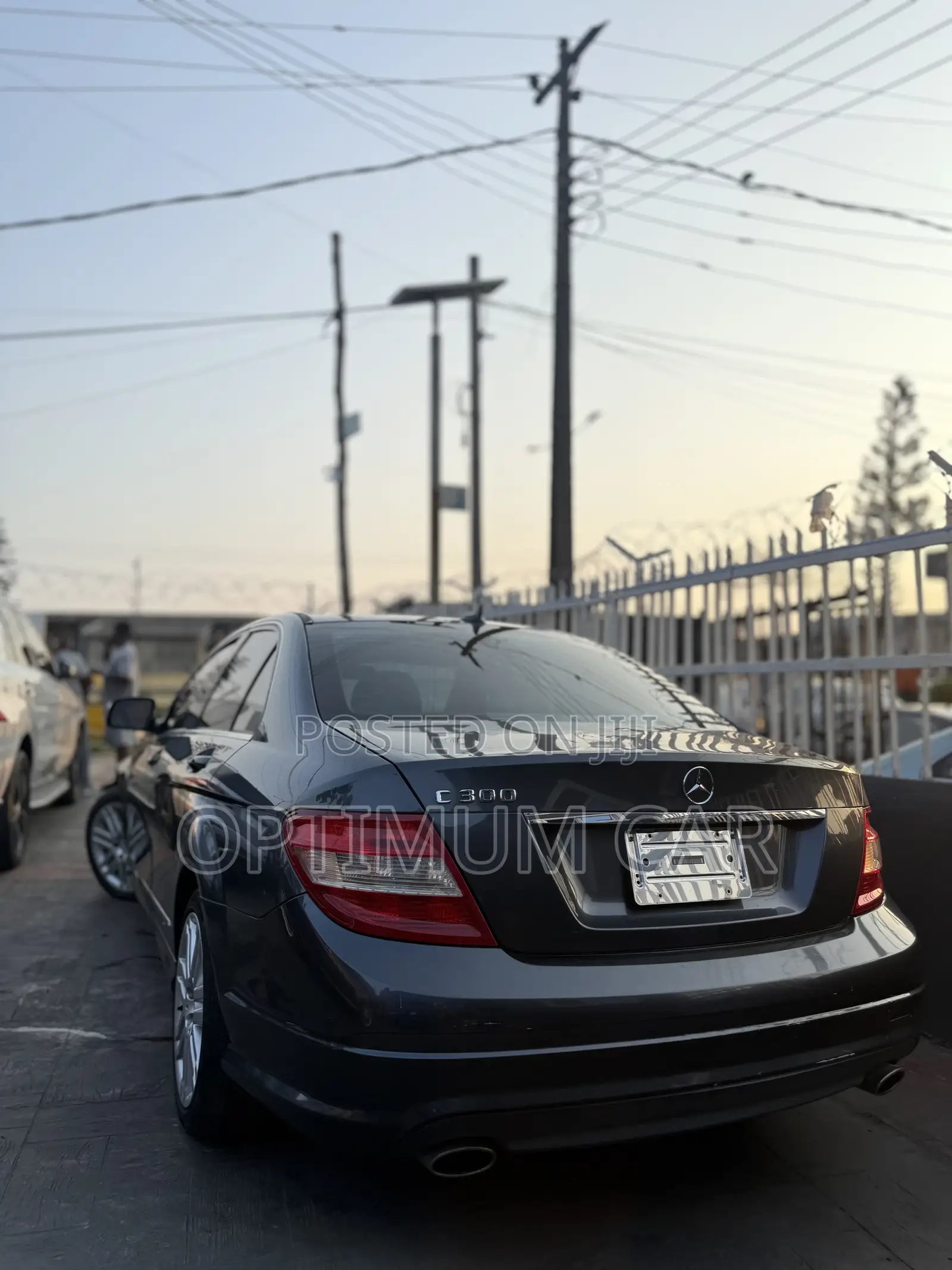 Mercedes-Benz C300 2010 Gray