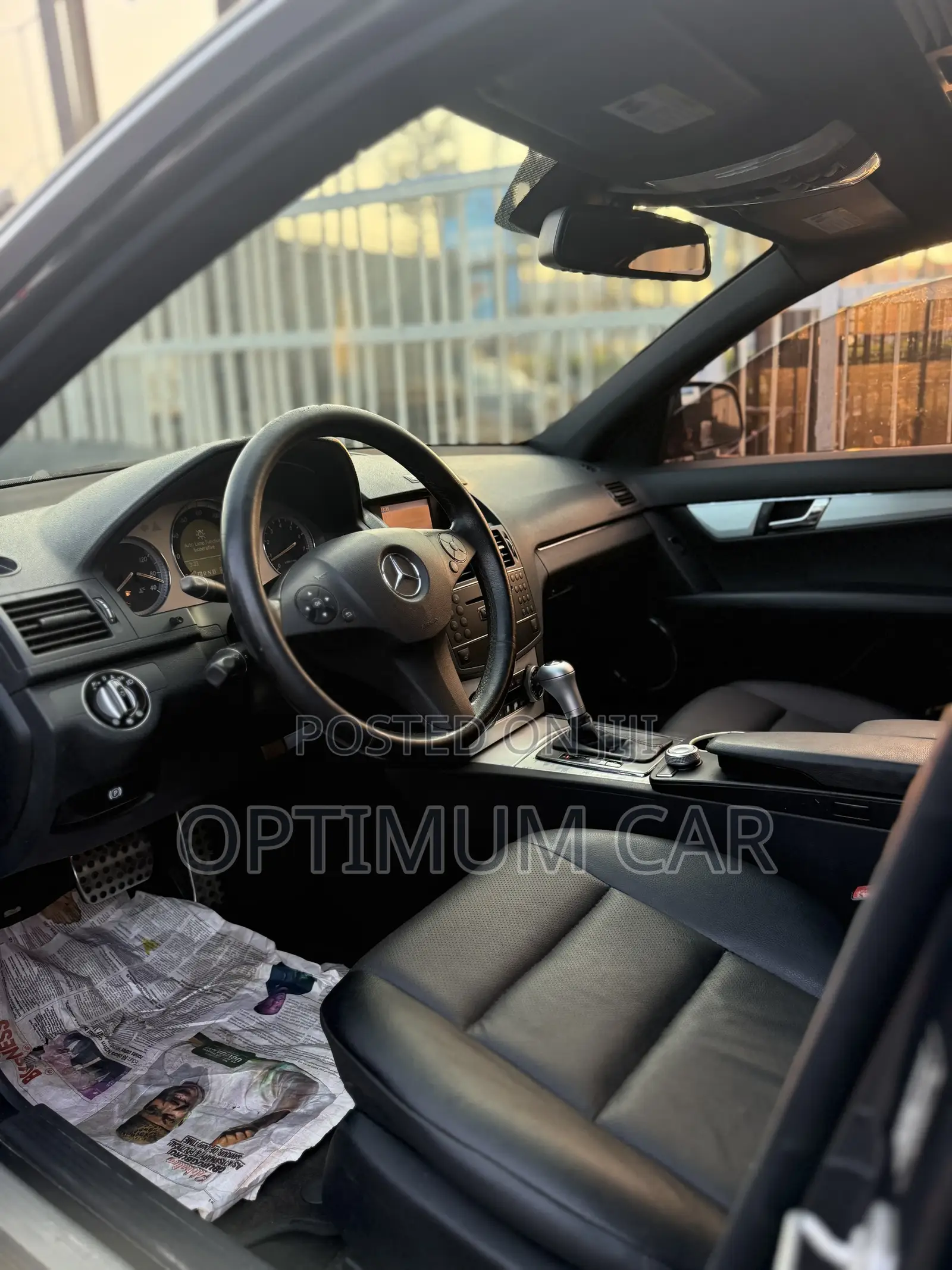 Mercedes-Benz C300 2010 Gray