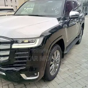 New Toyota Land Cruiser LC300 2025 Black