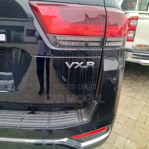 New Toyota Land Cruiser LC300 2025 Black