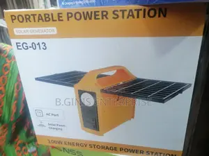 100w Solar Generator With Inbuilt Double Panel