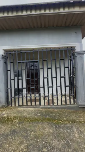 3bdrm Bungalow in Uyo for sale