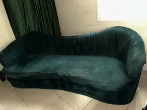 4 Seater Indoor Couch