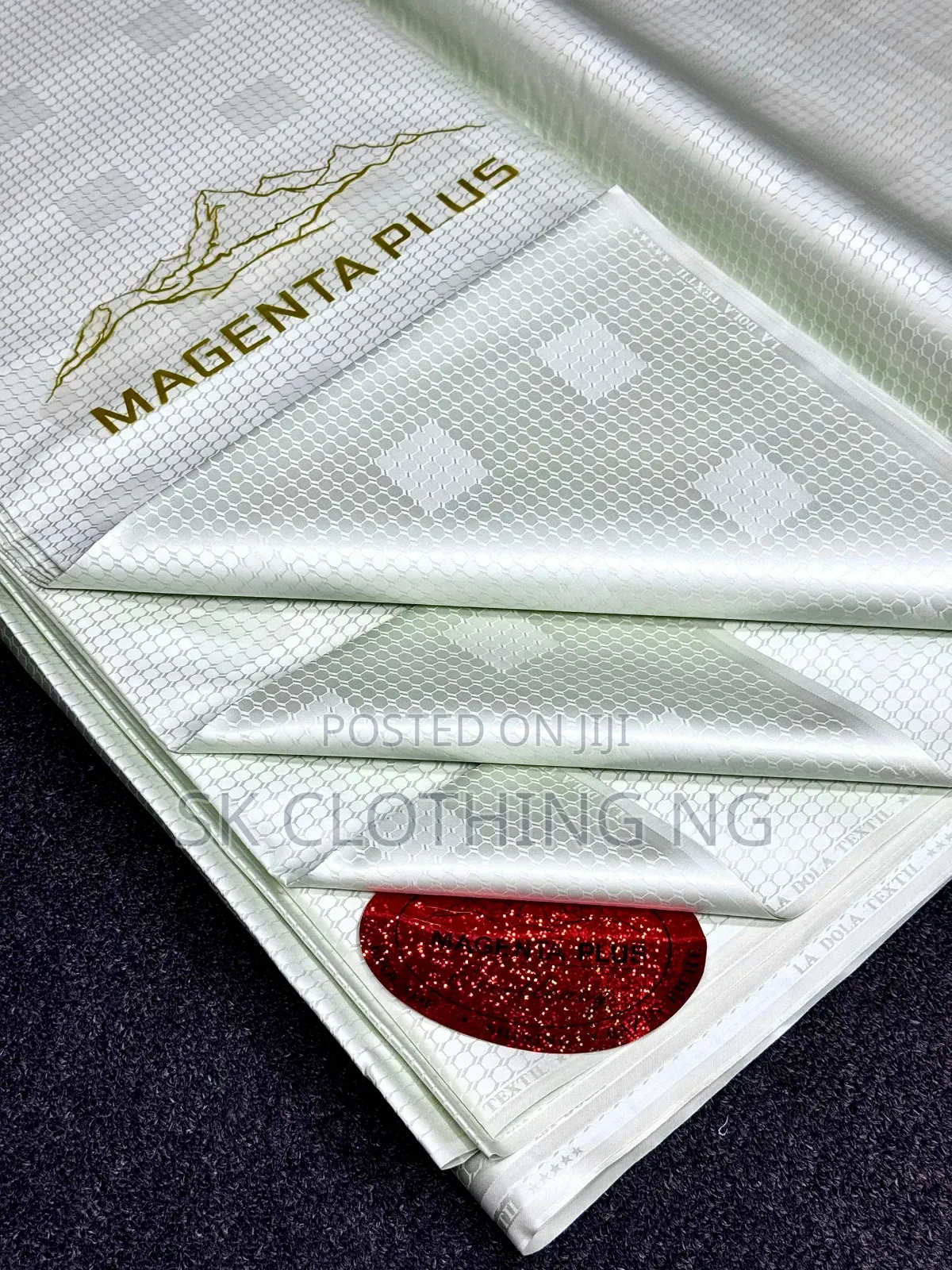 Magenta Plus