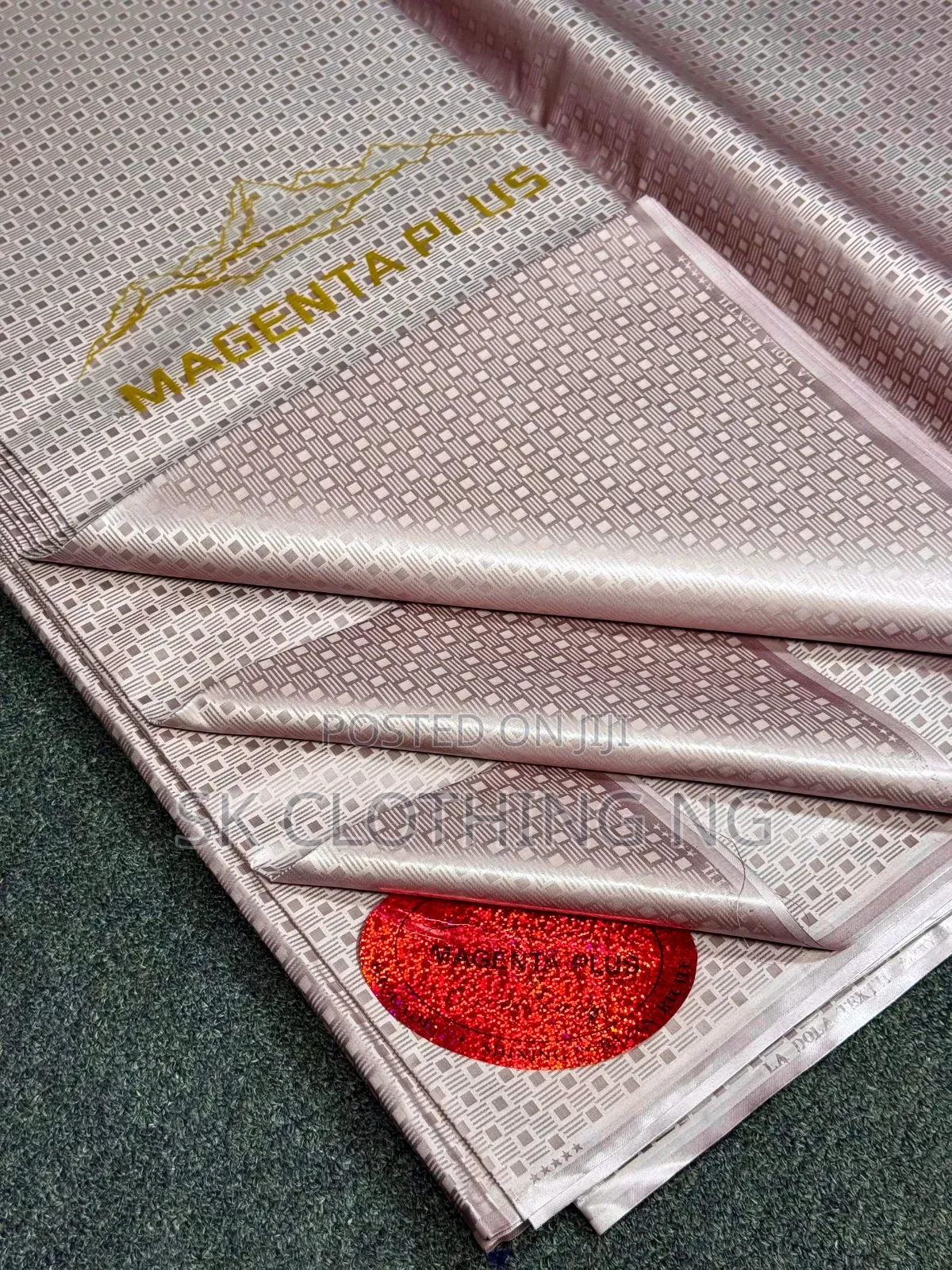 Magenta Plus