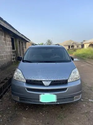 Logistics Services +Toyota Sienna For Hire + Fully Air Conditioned.