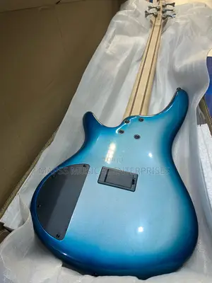Ibanez Sr305e 5-String Active Electric Bass.