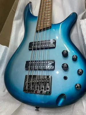Ibanez Sr305e 5-String Active Electric Bass.