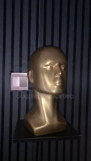 Mannequin Head