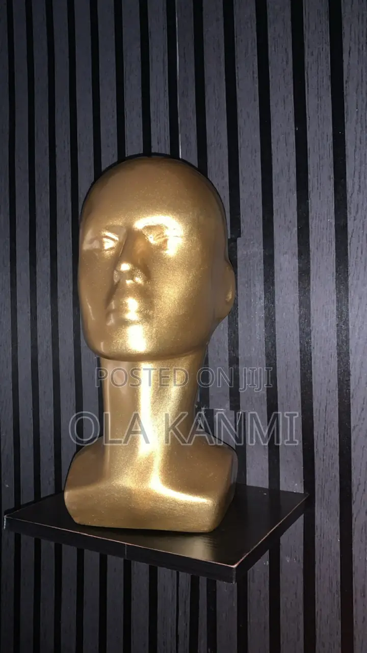 Mannequin Head