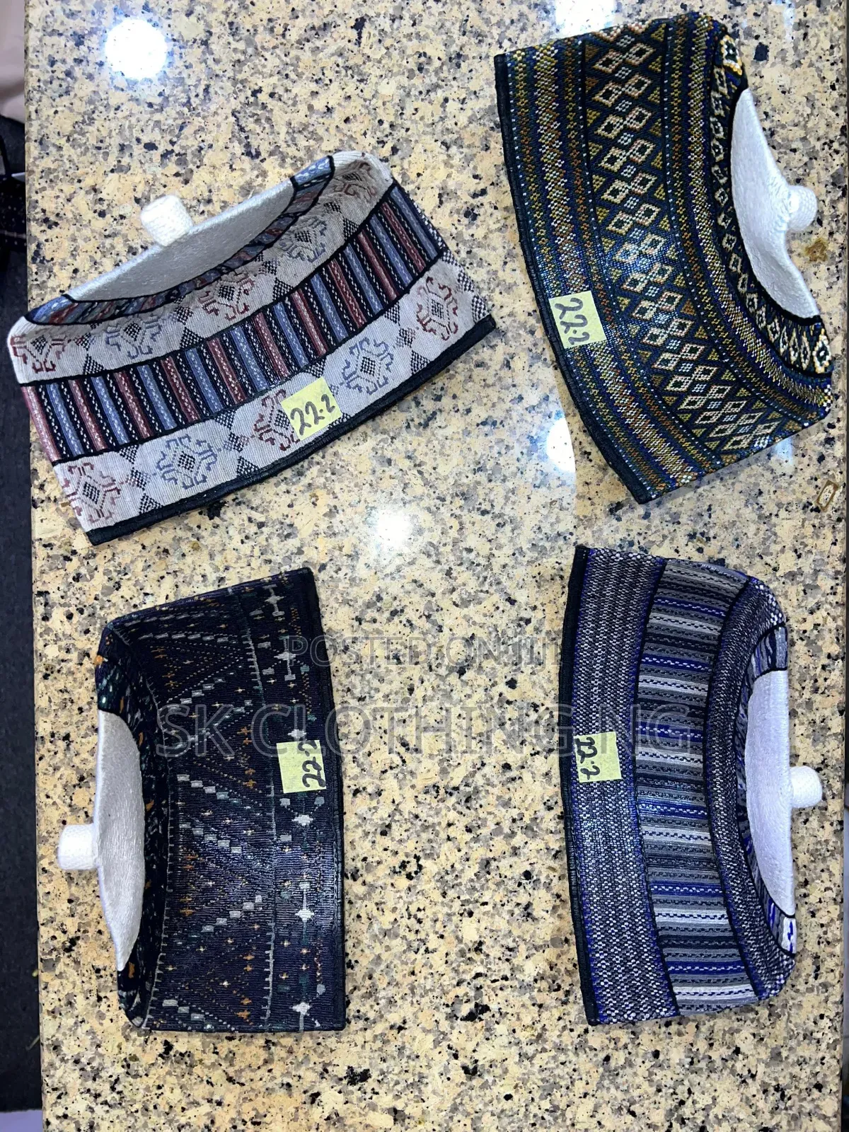 Borno Caps