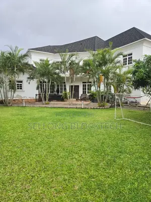 7bdrm Duplex in Guzape District for sale