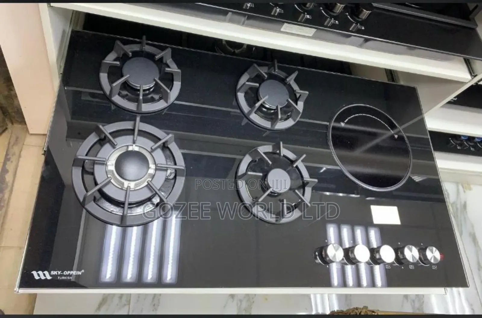 4 by 1 Gas Cooker