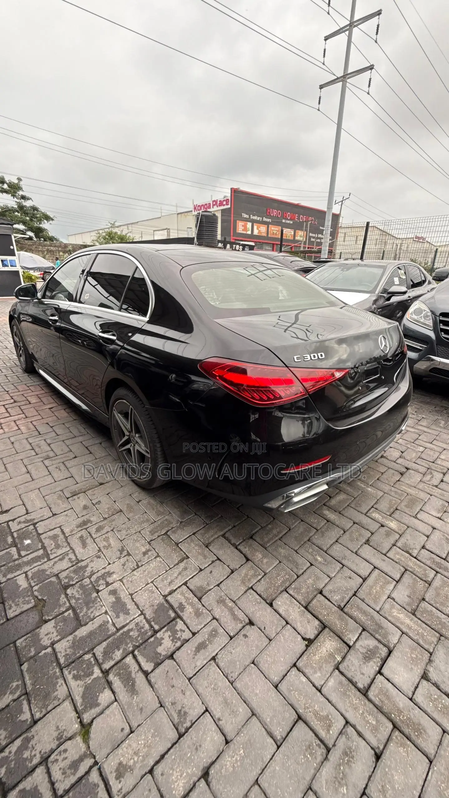 Mercedes-Benz C300 2021 Black