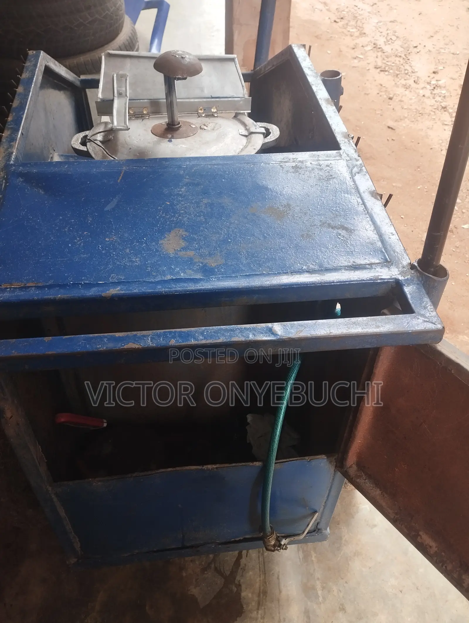 Industrial Popcorn Machine