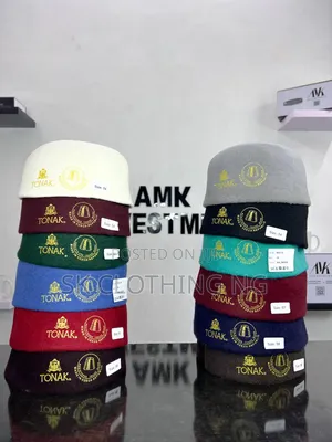 Short Tonak Caps