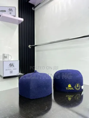 Short Tonak Caps