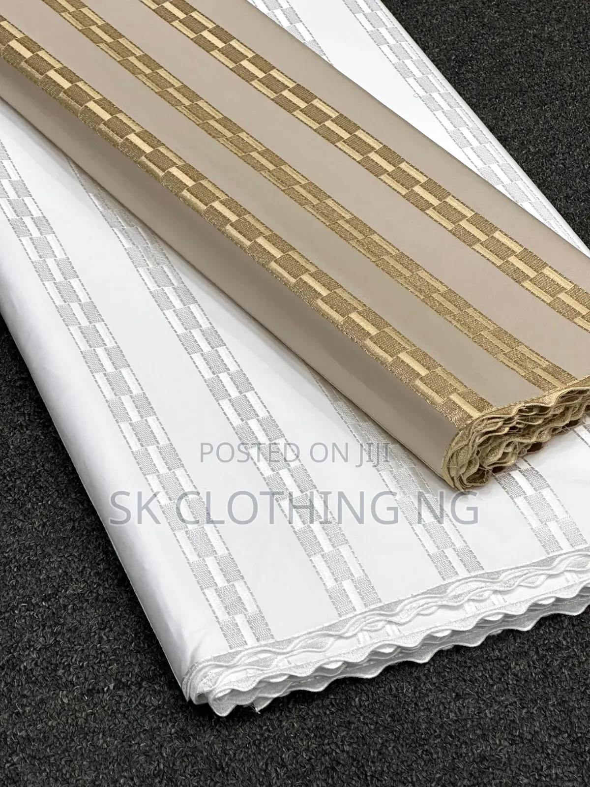 Men Lace Available in Colours