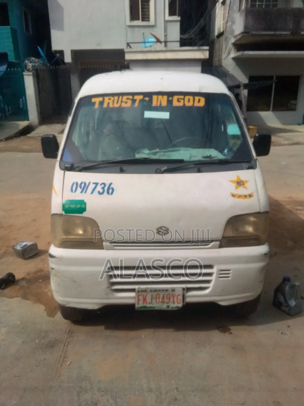Suzuki APV Minibus 2003 Yellow