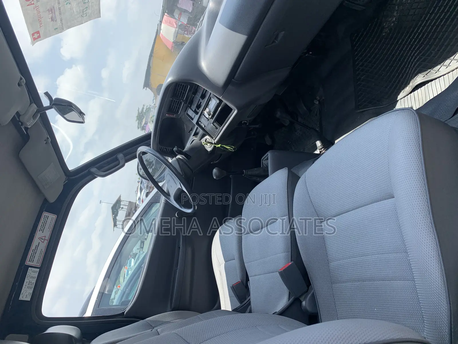 Toyota HiAce 1999 Blue