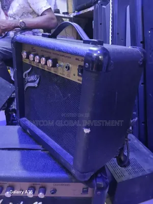 London Use Bass Combo