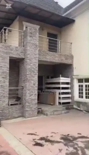 5bdrm Duplex in Guzape District for sale