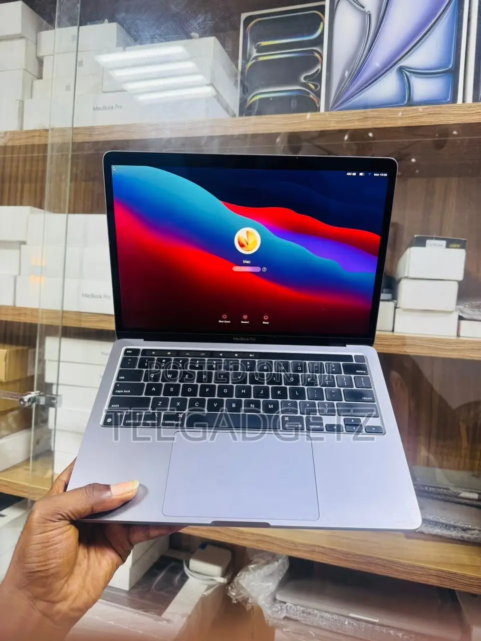 Laptop Apple MacBook Pro 2021 M1 16GB Apple M1 SSD 1T