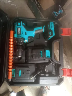 21v Brushless Drill