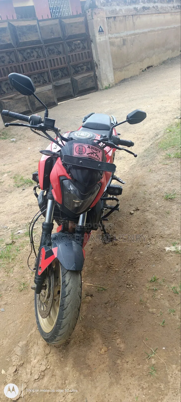 Bajaj Dominar 400 2022 Red