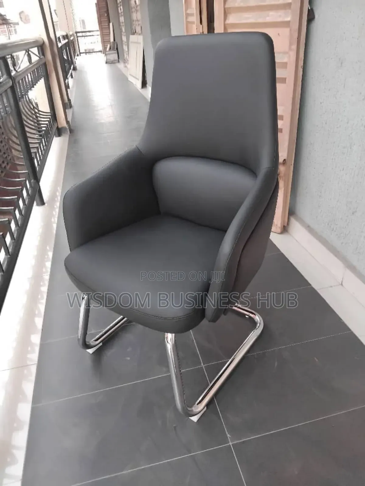 Executive Visitor's Chair for Offices