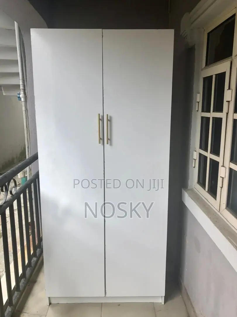 Wardrobe With Clothes and Shelf Compartment in Badore for sale - Nosky ...
