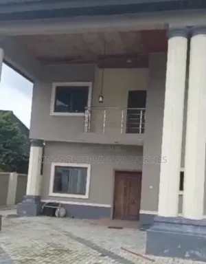 5bdrm Duplex in Refinery Road, Warri for sale