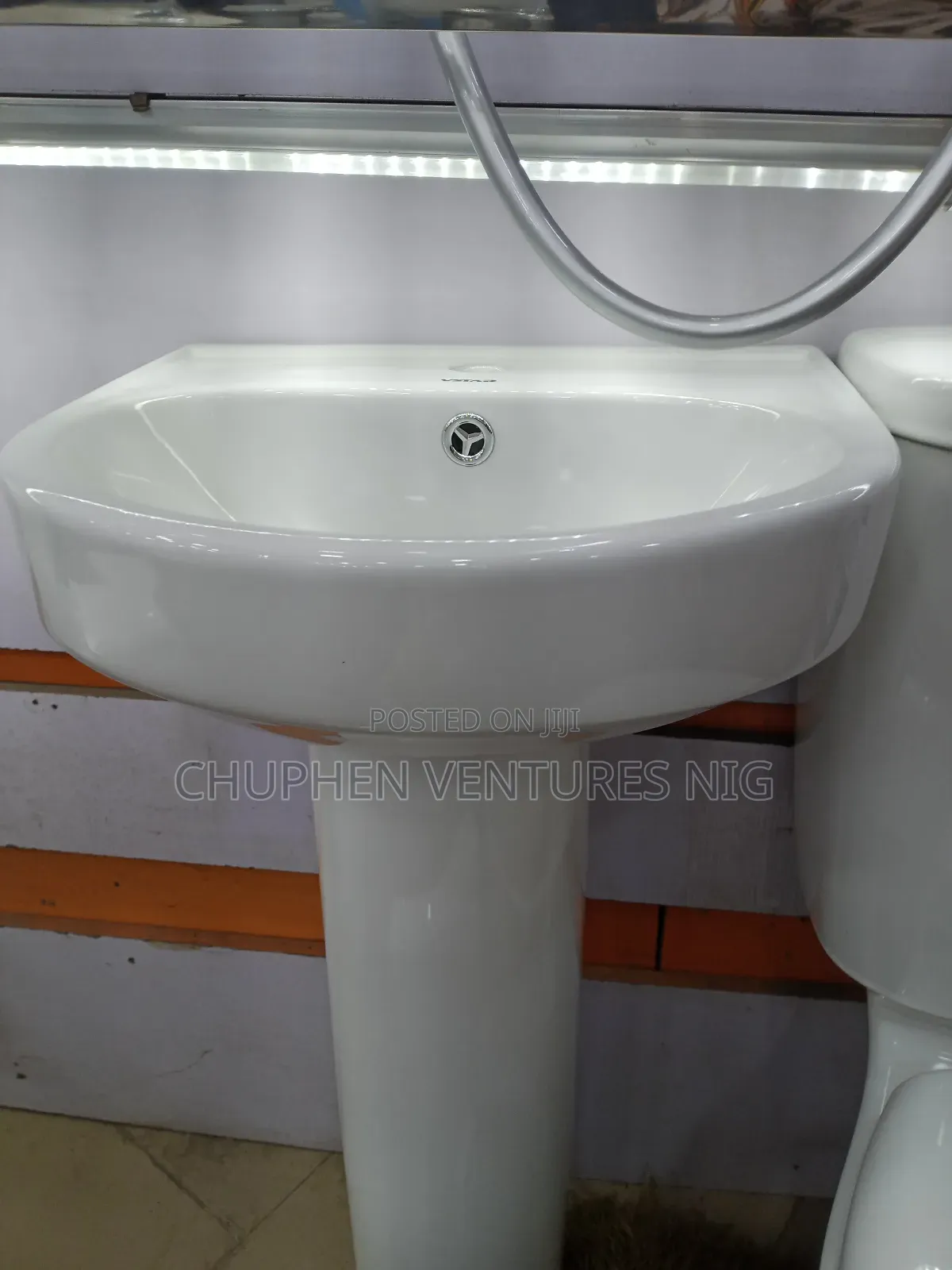 Vista Toilet Sink