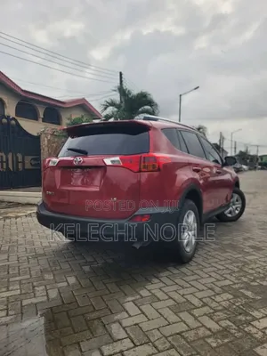 Toyota RAV4 LE 4dr SUV (2.5L 4cyl 6A) 2015 Red