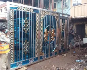 Stainless Steel Blue Gate