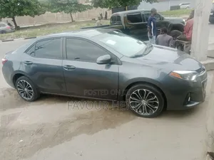 Toyota Corolla S Plus 4dr Sedan (1.8L 4cyl CVT) 2014 Blue